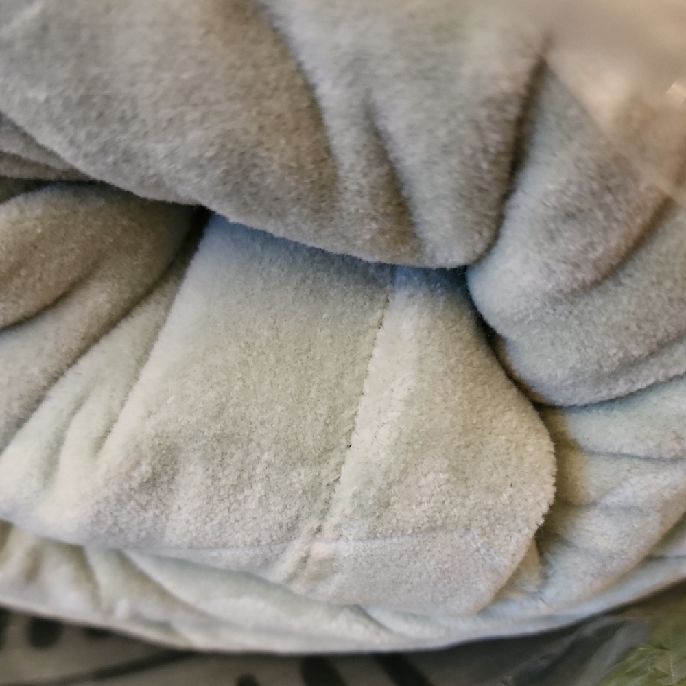 Plush Light Green Color Window Panel - Soft - Picture 6 of 9